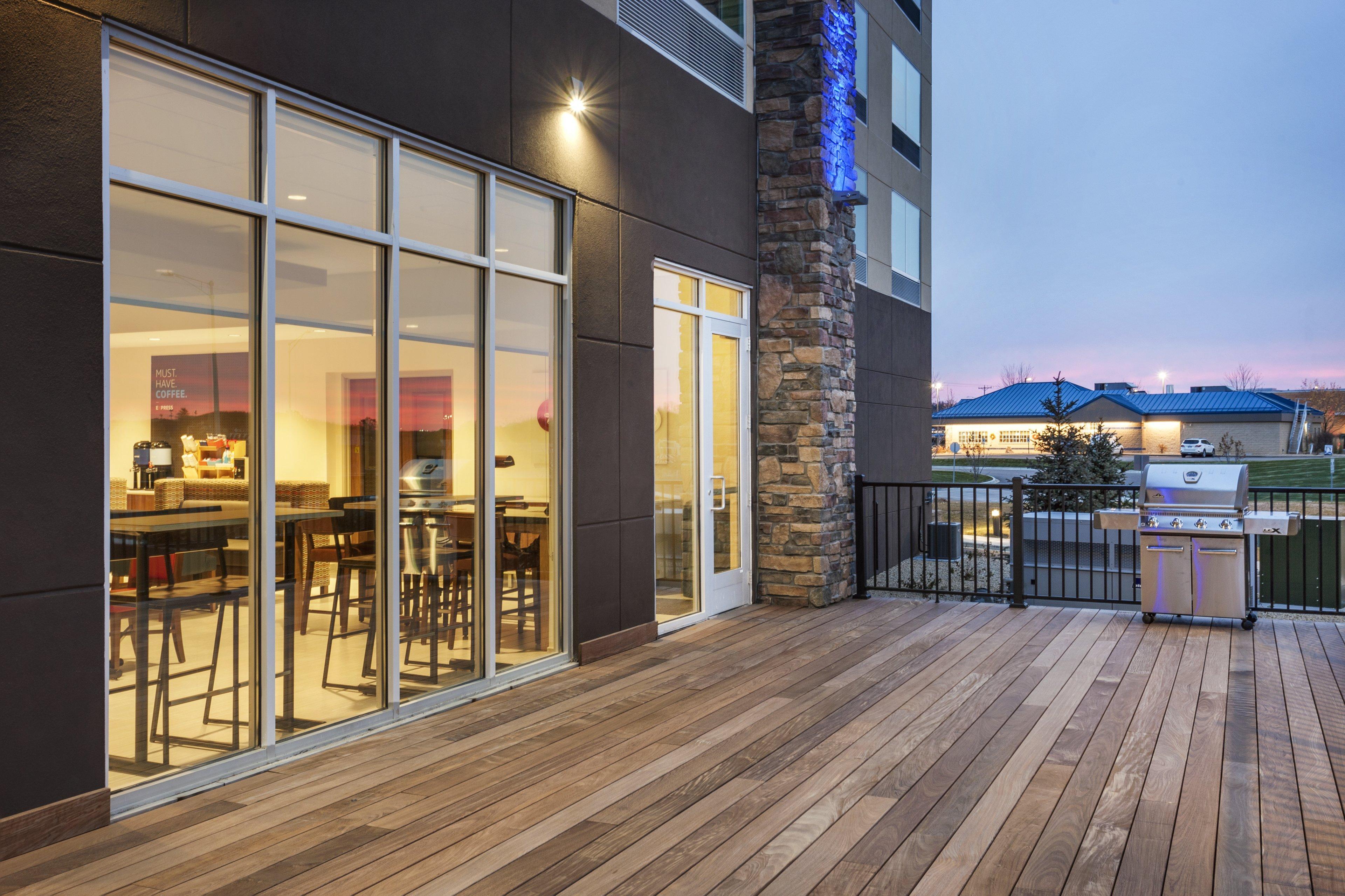 Holiday Inn Express & Suites - Hudson I-94 By Ihg Exterior foto