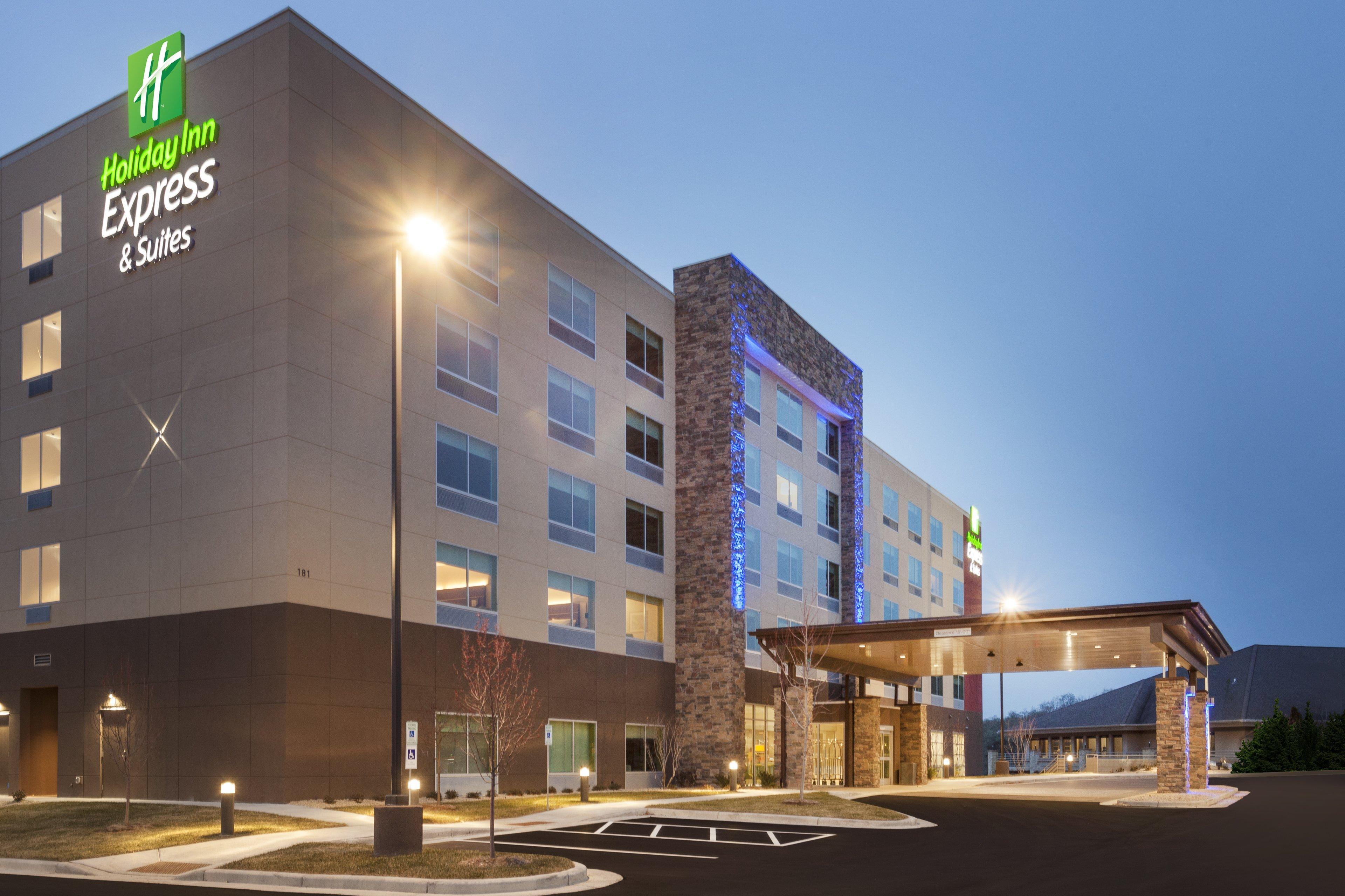 Holiday Inn Express & Suites - Hudson I-94 By Ihg Exterior foto